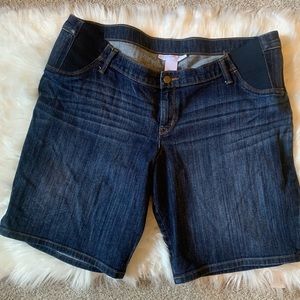 Liz Lange Maternity Shorts